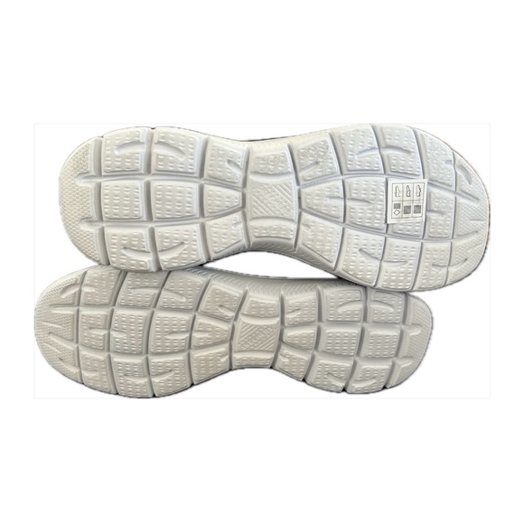 NWOT SKECHERS, SIZE 8 WOMENS, BLACK w/LIGHT BLUE DETAILS - Picture 4 of 4